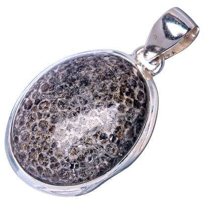 Stingray Coral Pendant 1 1/4" (925 Sterling Silver) P40823