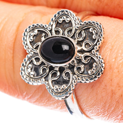Value Black Onyx Flower Ring Size 9 (925 Sterling Silver) R3181