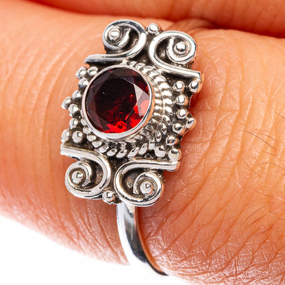 Garnet Dainty Ring Size 7.25 (925 Sterling Silver) R144999