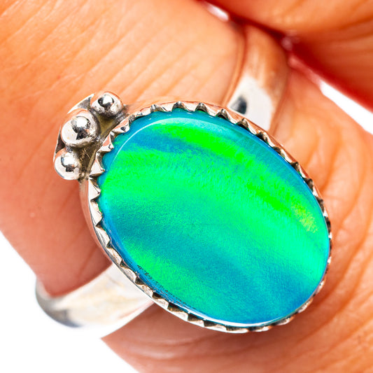 Green oval opal-style cabochon sterling silver ring with prong-set bezel, size 7.75