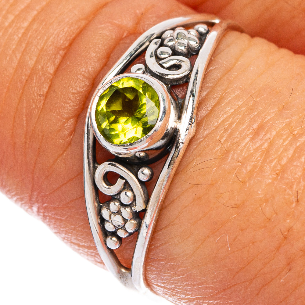Peridot Dainty Ring Size 8.5 (925 Sterling Silver) R145471