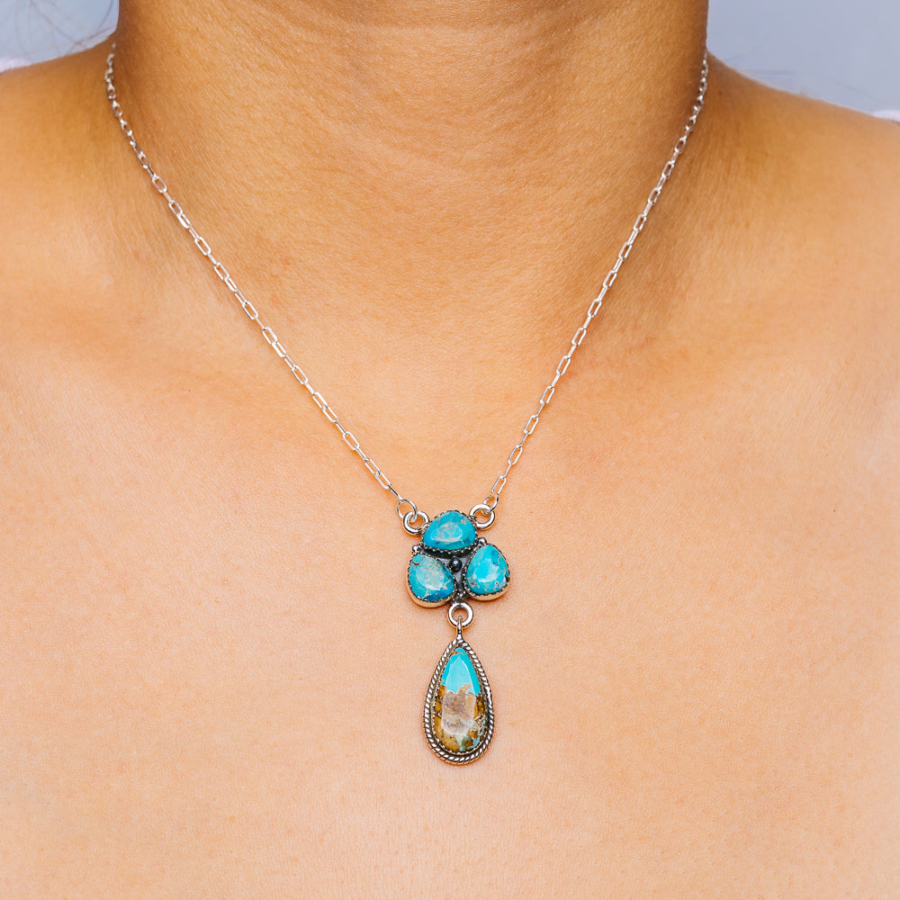Southwestern Style Royston Ribbon Turquoise, Kingman Turquoise Necklace 16 to 18" (.925 Sterling Silver)