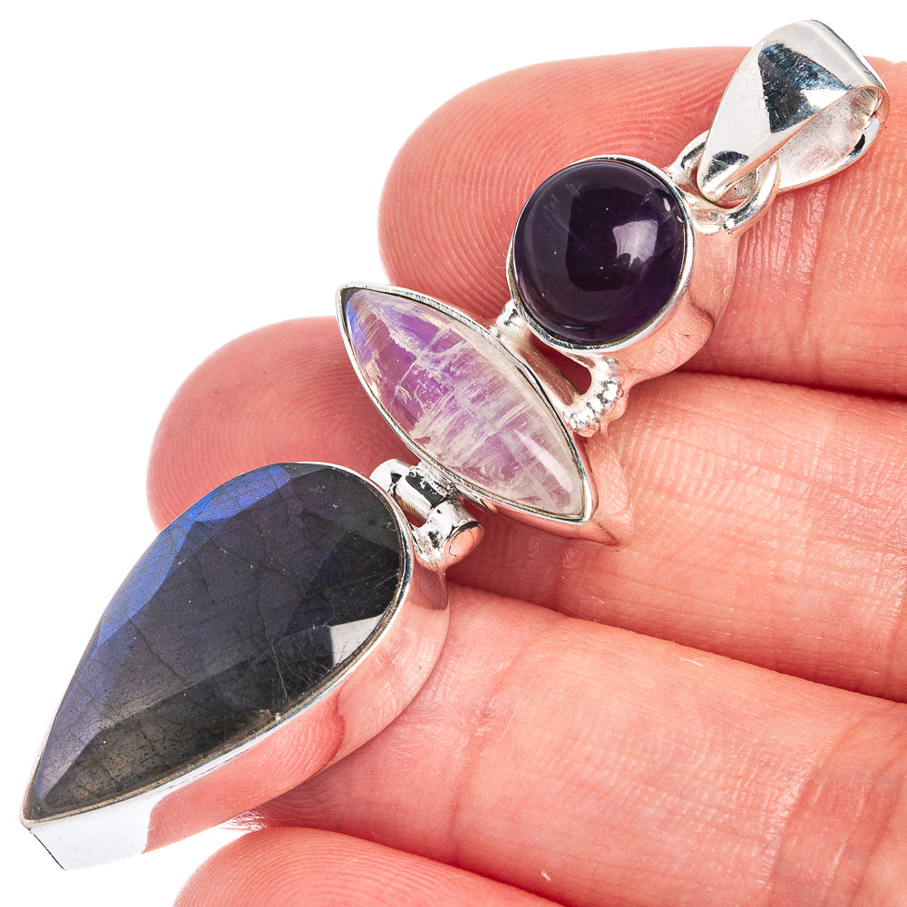925 silver pendant with amethyst round and two bezel-set stone drops