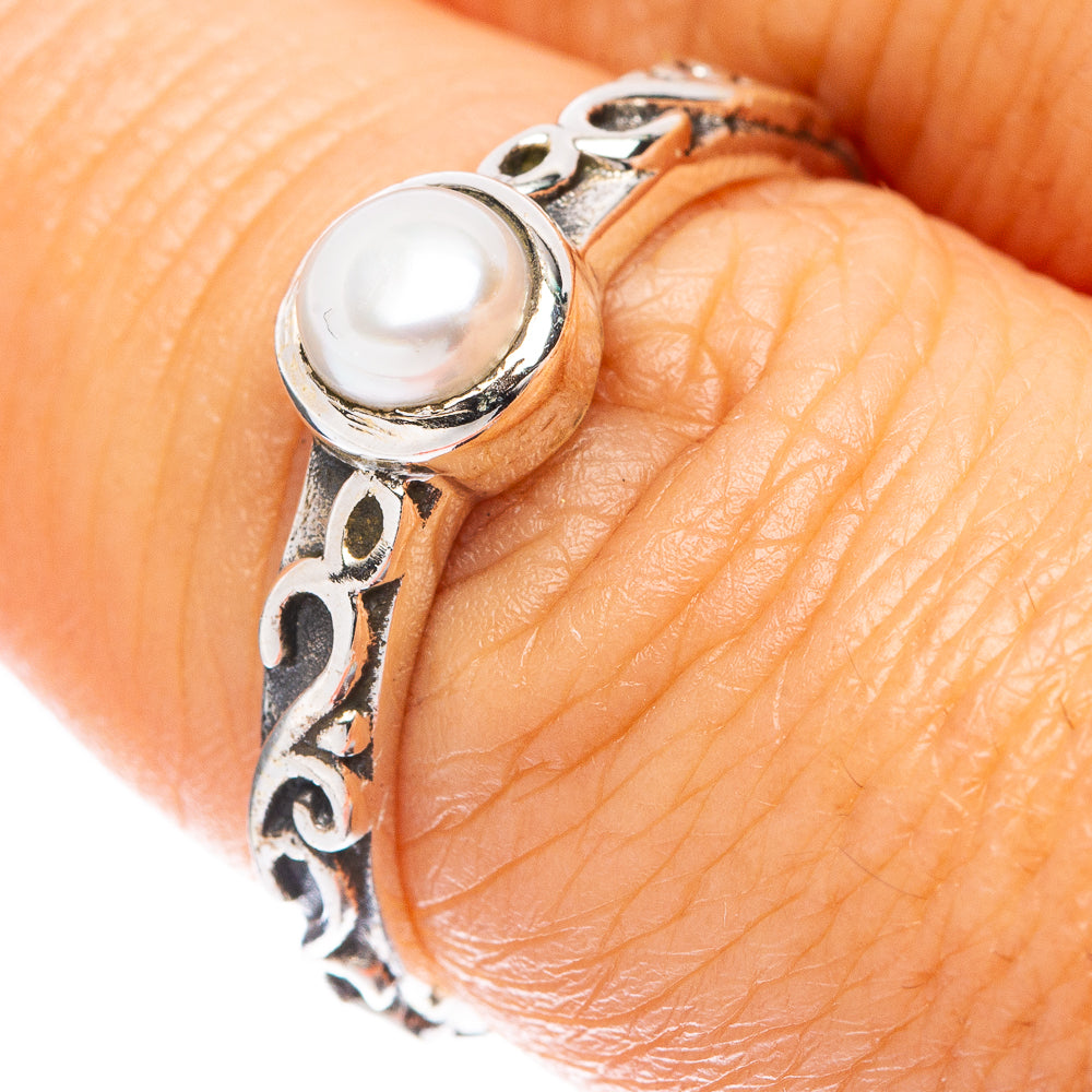Rainbow Moonstone Ring Size 7 (925 Sterling Silver) R5517