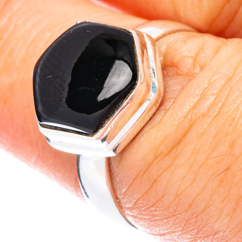 Black Onyx Dainty Ring Size 6.75 (925 Sterling Silver) R146881