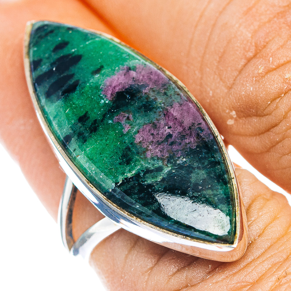 Sterling silver gemstone ring with oval cabochon in green and purple mottled pattern