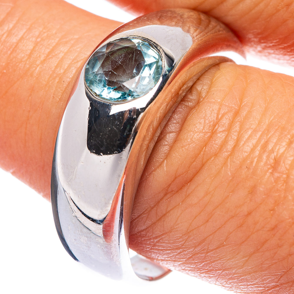 Rare Blue Topaz Ring Size 10 (925 Sterling Silver) R145977