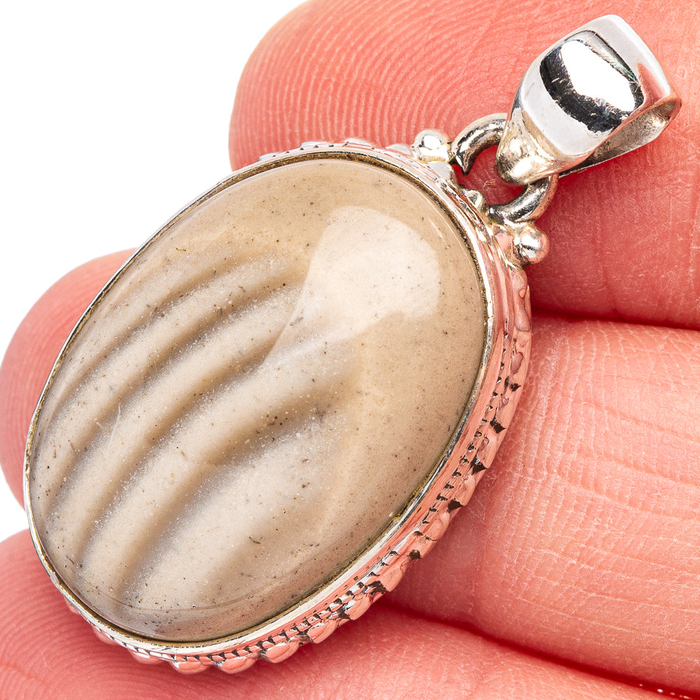 Striped Flint Pendant 1 3/8" (925 Sterling Silver) P44093