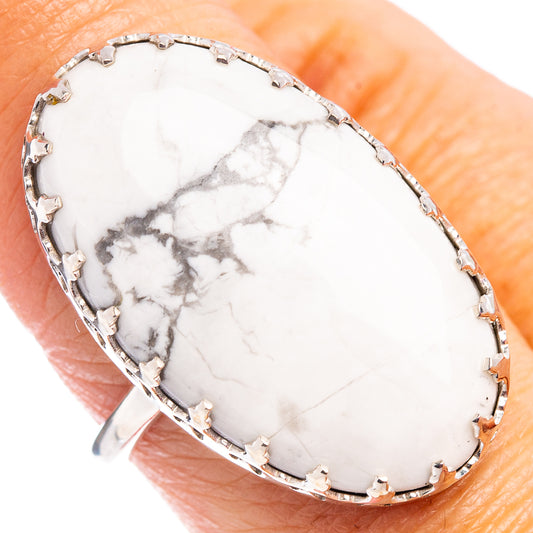 Oval howlite statement ring in .925 sterling silver with white stone and gray veining