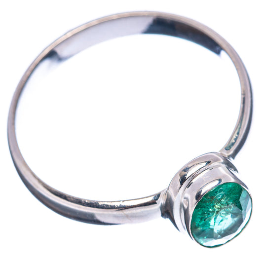 Sterling silver ring with oval green emerald stone, side view, size 9.75