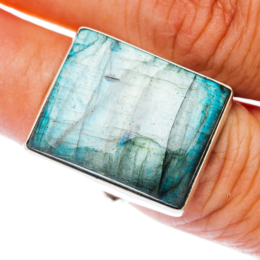 Large Premium Labradorite Ring Size 7 (.925 Sterling Silver)