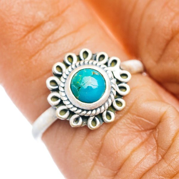 Southwestern Style Emerald Valley Turquoise Ring Size 6 (.925 Sterling Silver)