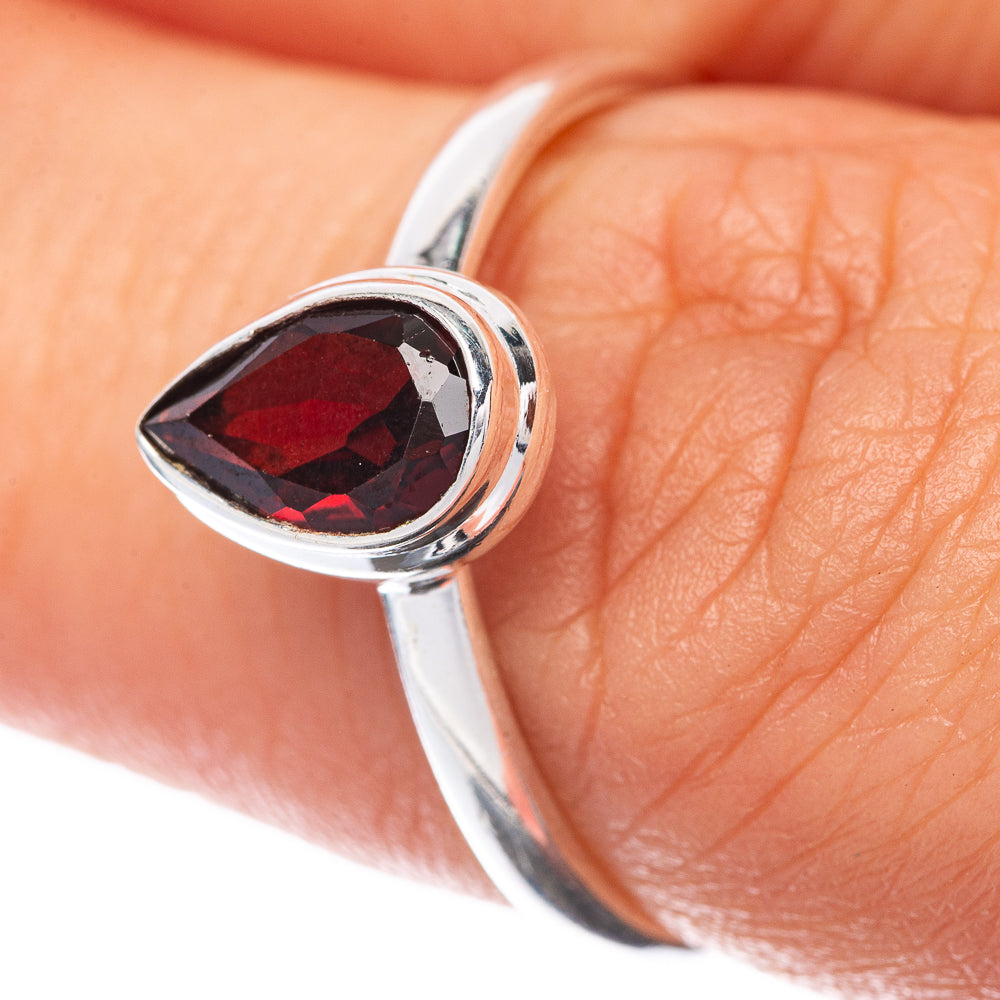 Garnet Dainty Ring Size 7.5 (925 Sterling Silver) R145265