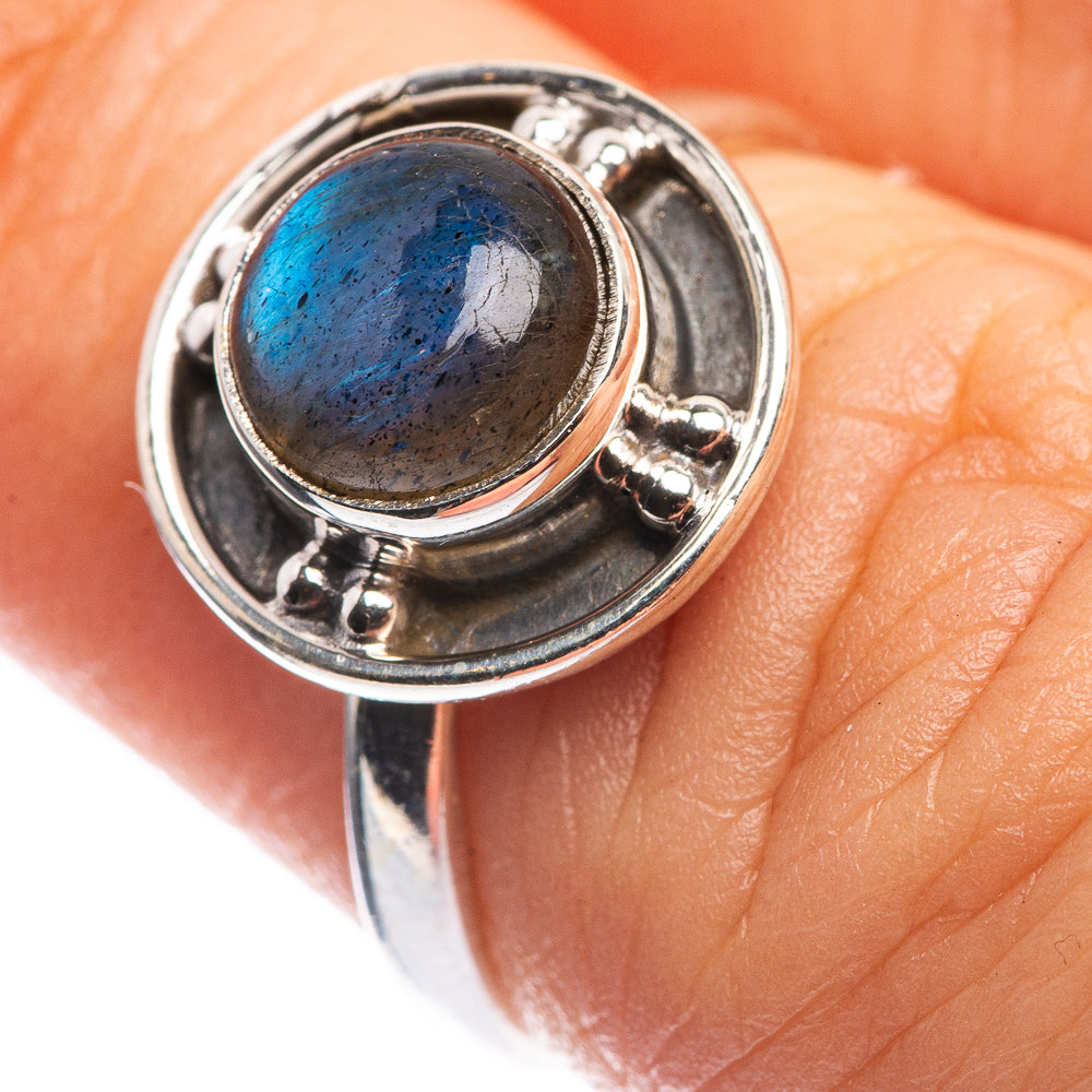 Sterling silver dainty ring with oval labradorite cabochon, blue flash, size 7