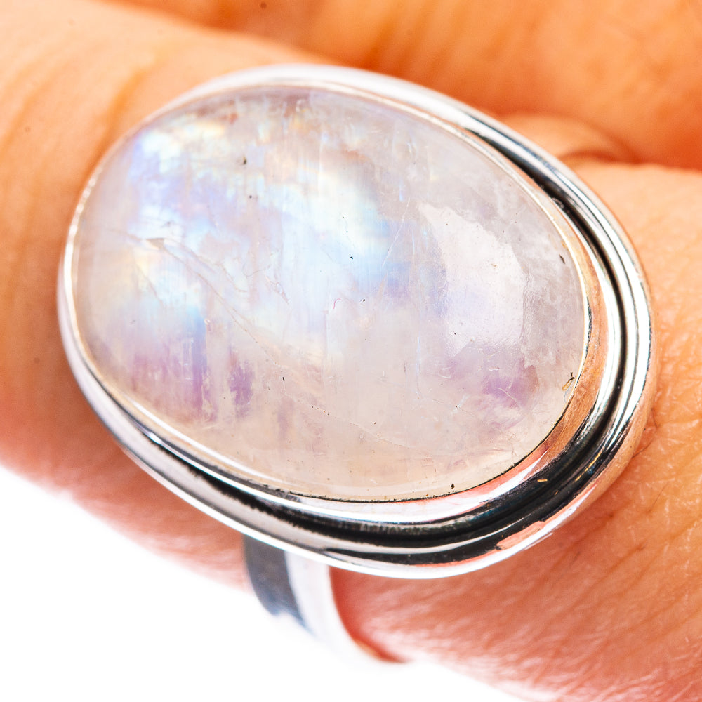 Rainbow Moonstone Ring Size 9 (925 Sterling Silver) R142942