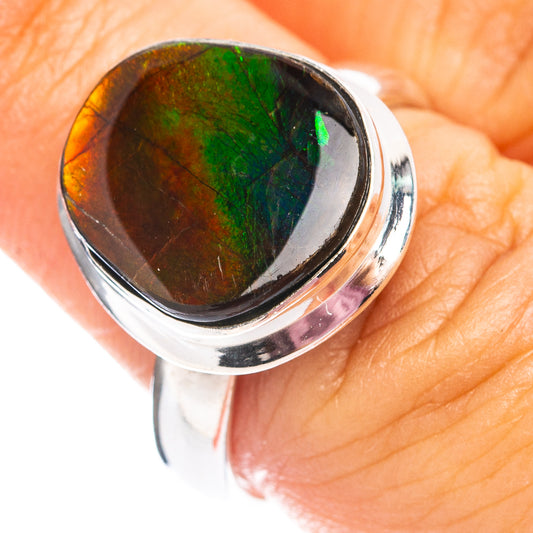 Sterling silver ammolite ring with green-orange gemstone cabochon, size 8