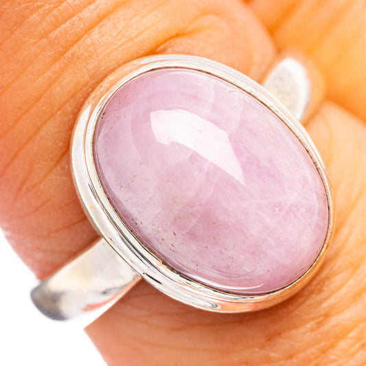 Sterling silver kunzite ring with oval light pink cabochon stone