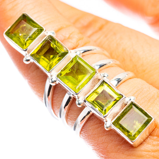 Large Peridot Ring Size 8 (925 Sterling Silver) R142743