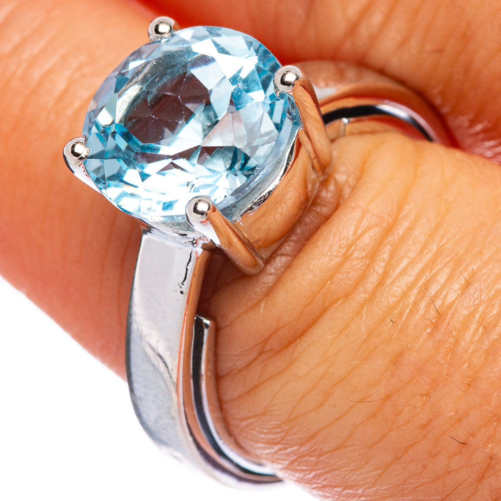 Rare Blue Topaz Ring Size 7.75 (925 Sterling Silver) R146011