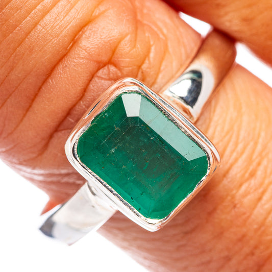 Size 11 sterling silver ring with rectangular faceted green emerald stone