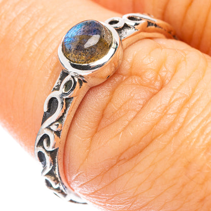 Labradorite Ring Size 7.25 (925 Sterling Silver) R5521