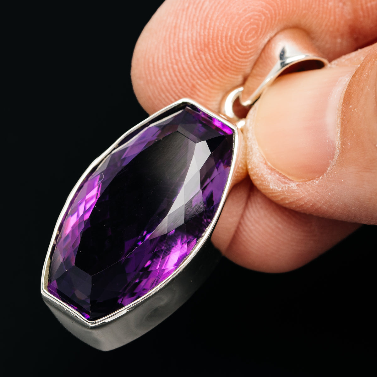 Premium 28ct Faceted Brazilian Amethyst Pendant 1 5/8" (.925 Sterling Silver)