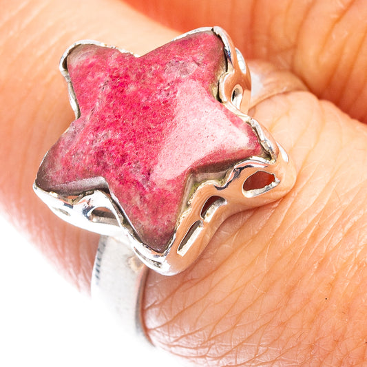 Thulite star ring with pink-red gemstone and .925 sterling silver setting