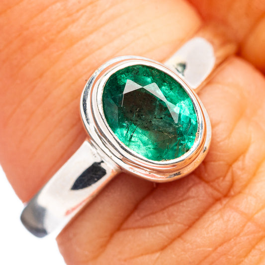 Sterling silver ring with oval green emerald gemstone, size 7
