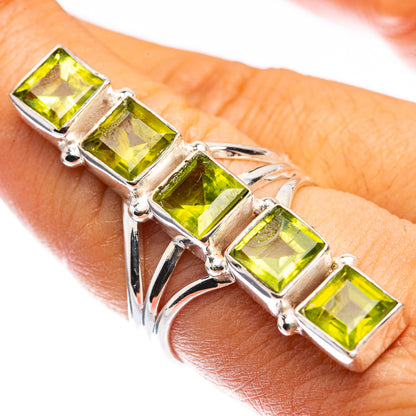 Large Peridot Ring Size 8 (925 Sterling Silver) R142742