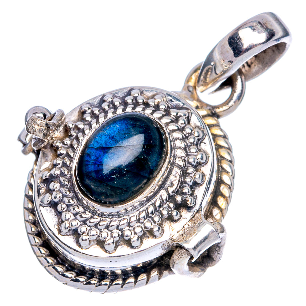 Poison Labradorite Pendant 1 1/8" (925 Sterling Silver) P40189