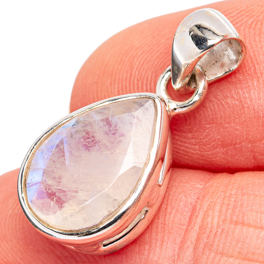 Teardrop moonstone pendant in .925 sterling silver with iridescent rainbow flashes