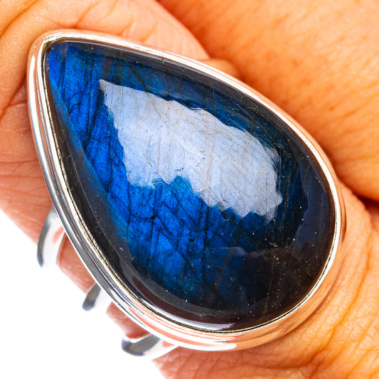 Oval labradorite gemstone sterling silver ring, deep blue flash close-up