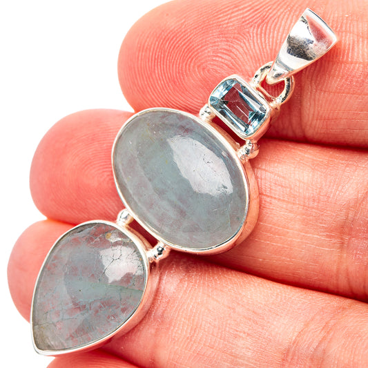 Aquamarine blue pendant in .925 sterling silver, two oval stones