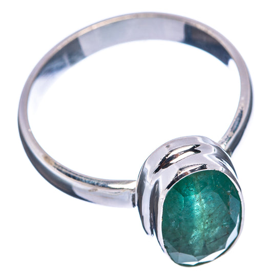 Sterling silver emerald ring with round faceted green center stone, size 9