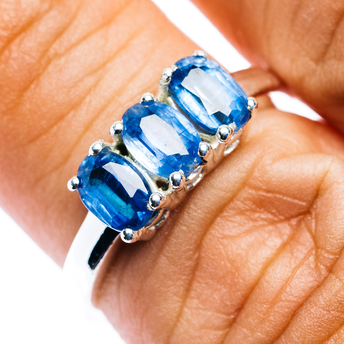 925 sterling silver three-stone kyanite ring, size 6.75, blue oval gems