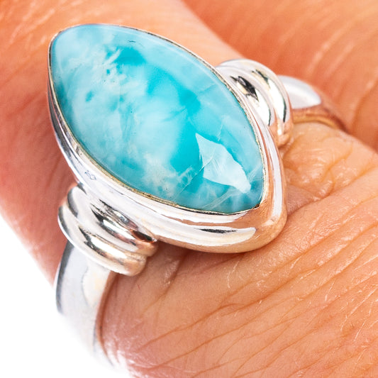 Turquoise larimar cabochon oval ring in .925 sterling silver, close-up view
