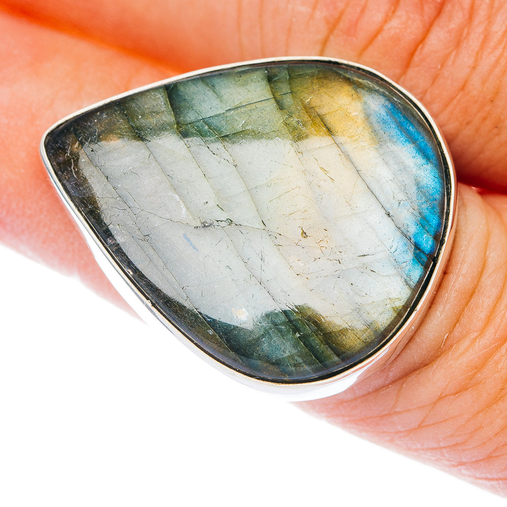 Large Premium Labradorite Ring Size 7 (.925 Sterling Silver)