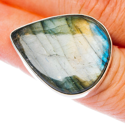 Large Premium Labradorite Ring Size 7 (.925 Sterling Silver)