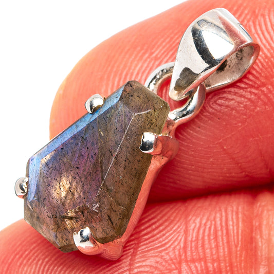Faceted labradorite pendant in .925 sterling silver prong setting with loop bail