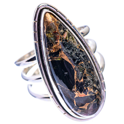 Sterling silver oval ring with dark onyx gemstone and openwork side bands