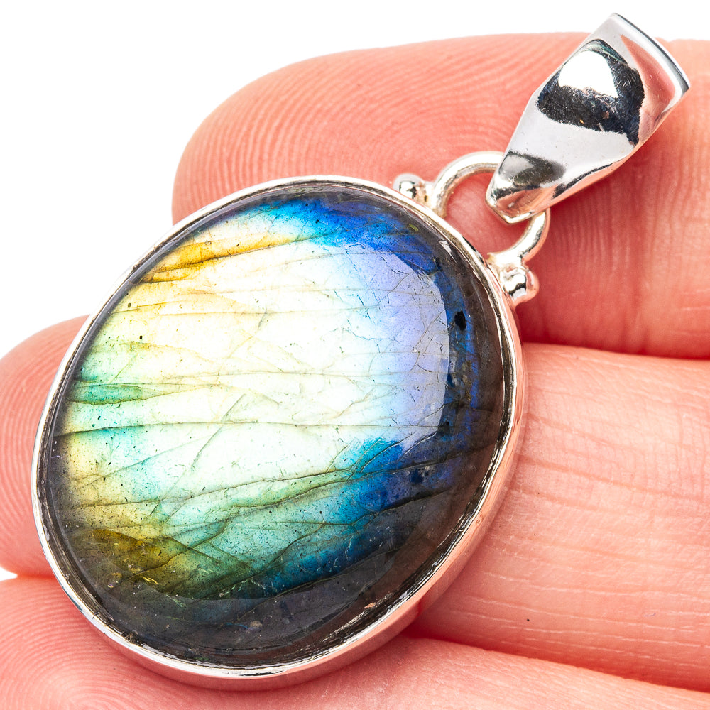Labradorite Pendant 1 1/2" (925 Sterling Silver) P43155
