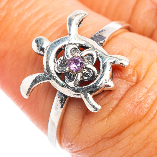 Amethyst seaturtle dainty ring in .925 sterling silver, purple stone center
