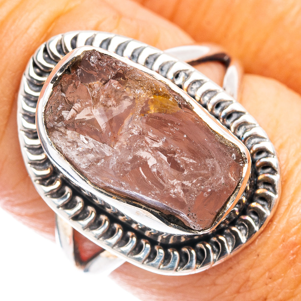 (Classic Series) Rose Quartz Ring Size 8 (.925 Sterling Silver)