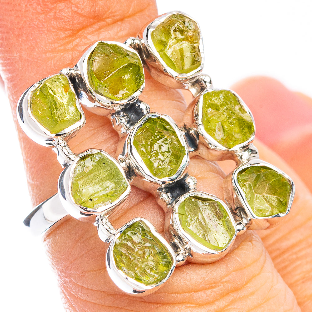 925 sterling silver ring with raw peridot green gemstone bezel settings