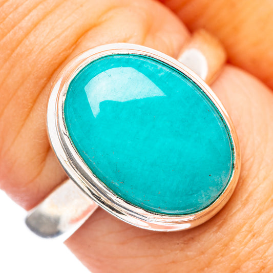 925 sterling silver ring with oval turquoise gemstone cabochon.