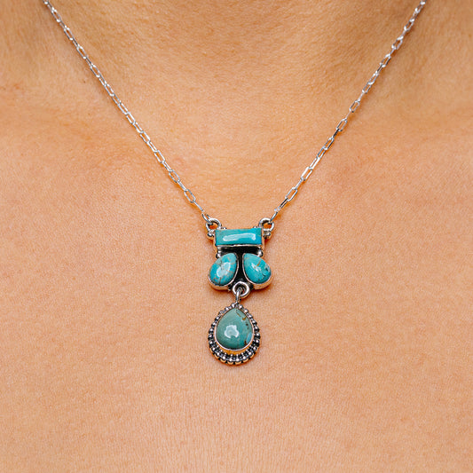Turquoise pendant necklace with 925 silver chain and oval turquoise stones
