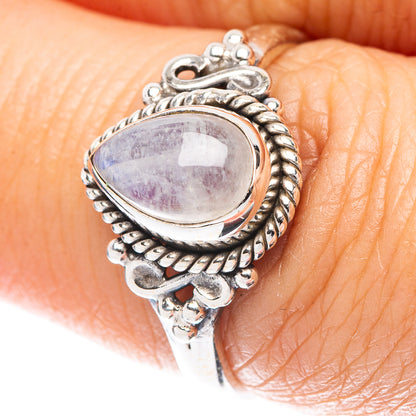Rainbow Moonstone Ring Size 7 (925 Sterling Silver) R5605