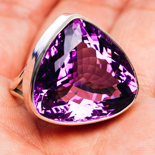 Amethyst pear-cut ring in .925 sterling silver, purple faceted teardrop