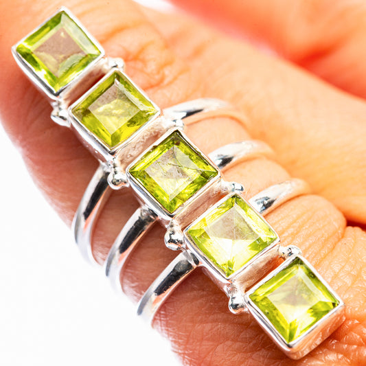 Large Peridot Ring Size 8 (925 Sterling Silver) R142365