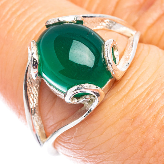 Sterling silver ring with large green onyx oval cabochon in prong setting, size 7